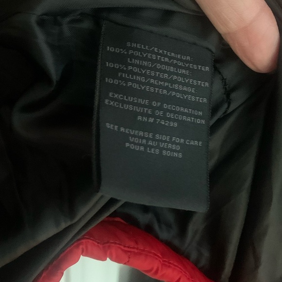 Women’s Madden Girl Logo Red Puffer Vest. Excellent Condition. Size L. - Picture 6 of 6